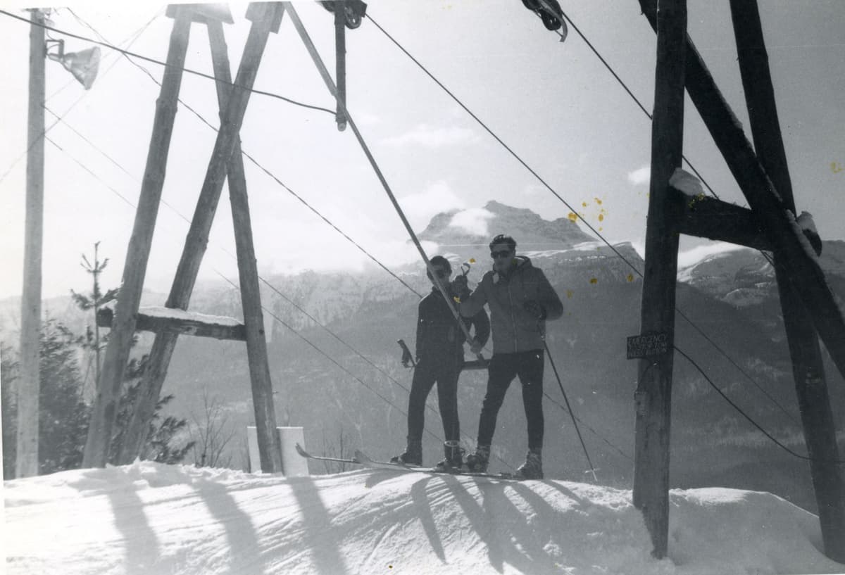 group of two at the top of t-bar