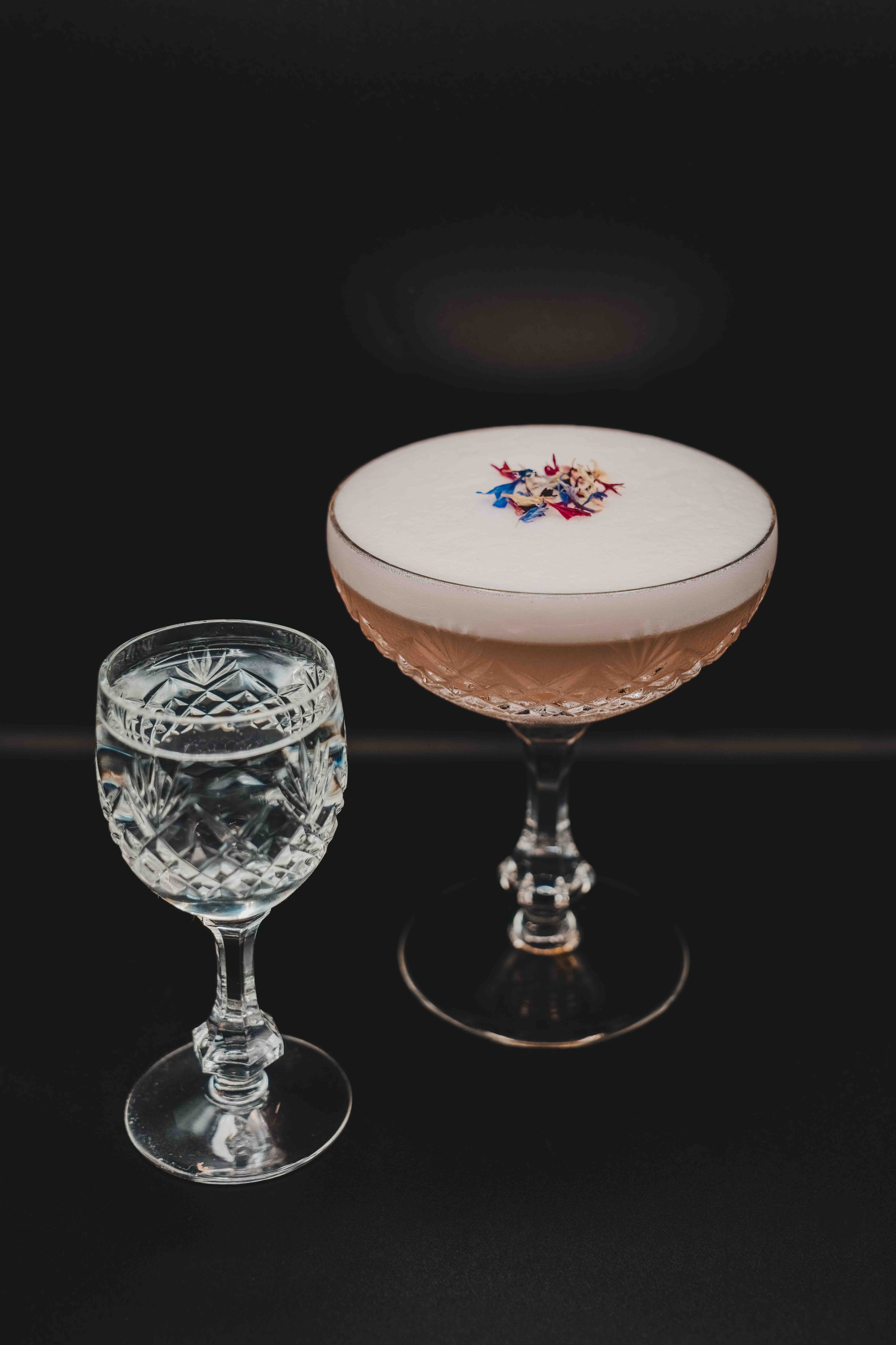 cocktail and sidecar product shot