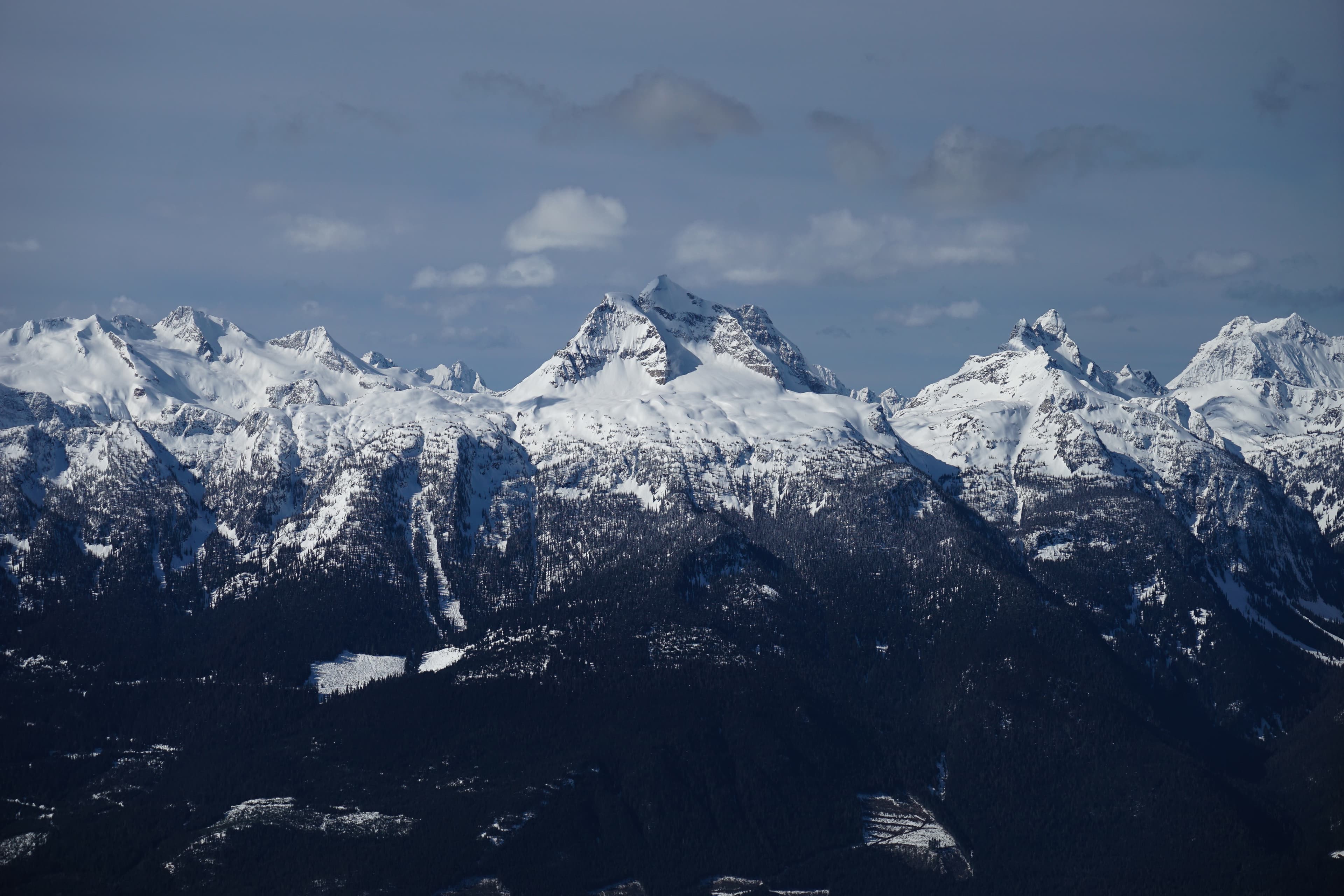 monashee mountain range including begbie