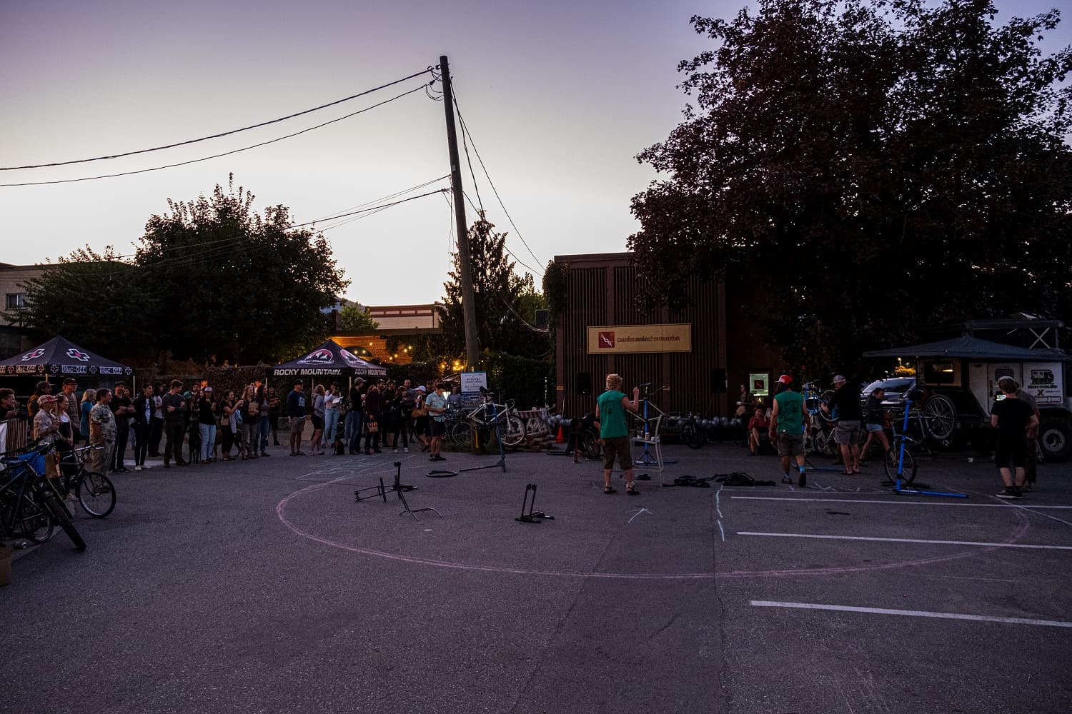 biking games in parking lot