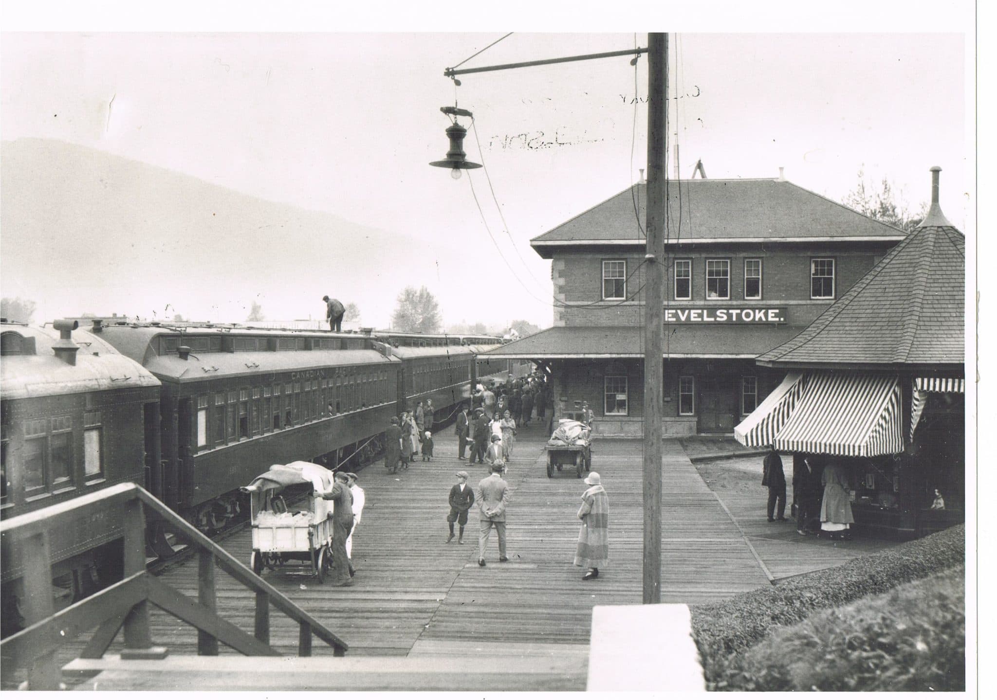 old train station from 1930s