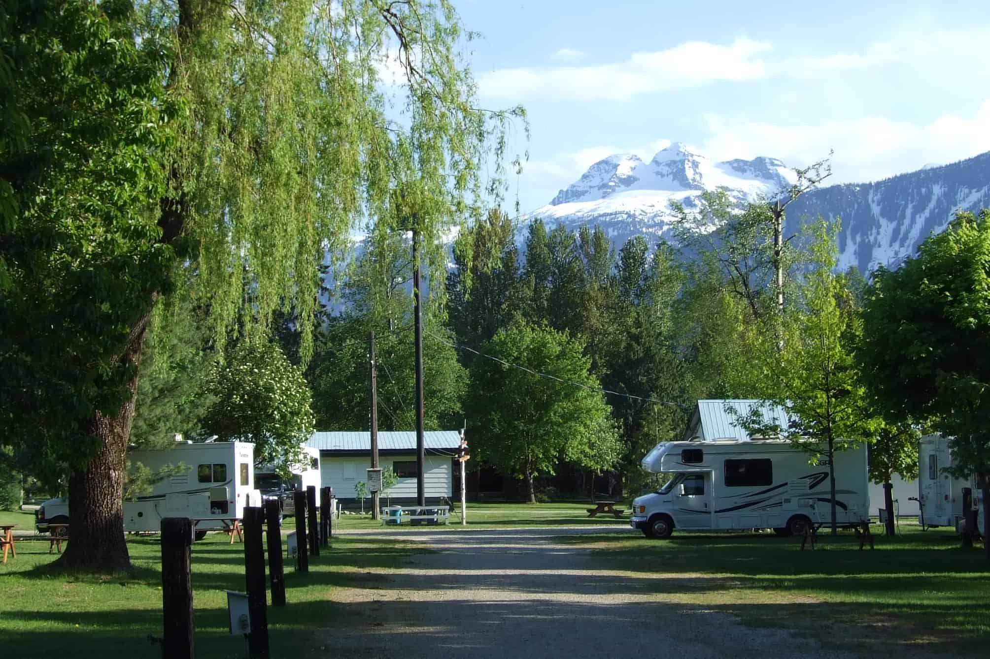 camping-lamplighter-campground-accommodation
