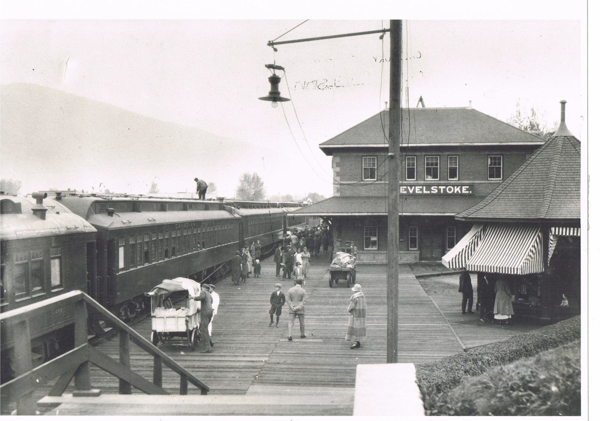 RAIL-HISTORY-STATION-cpr-1930-logo