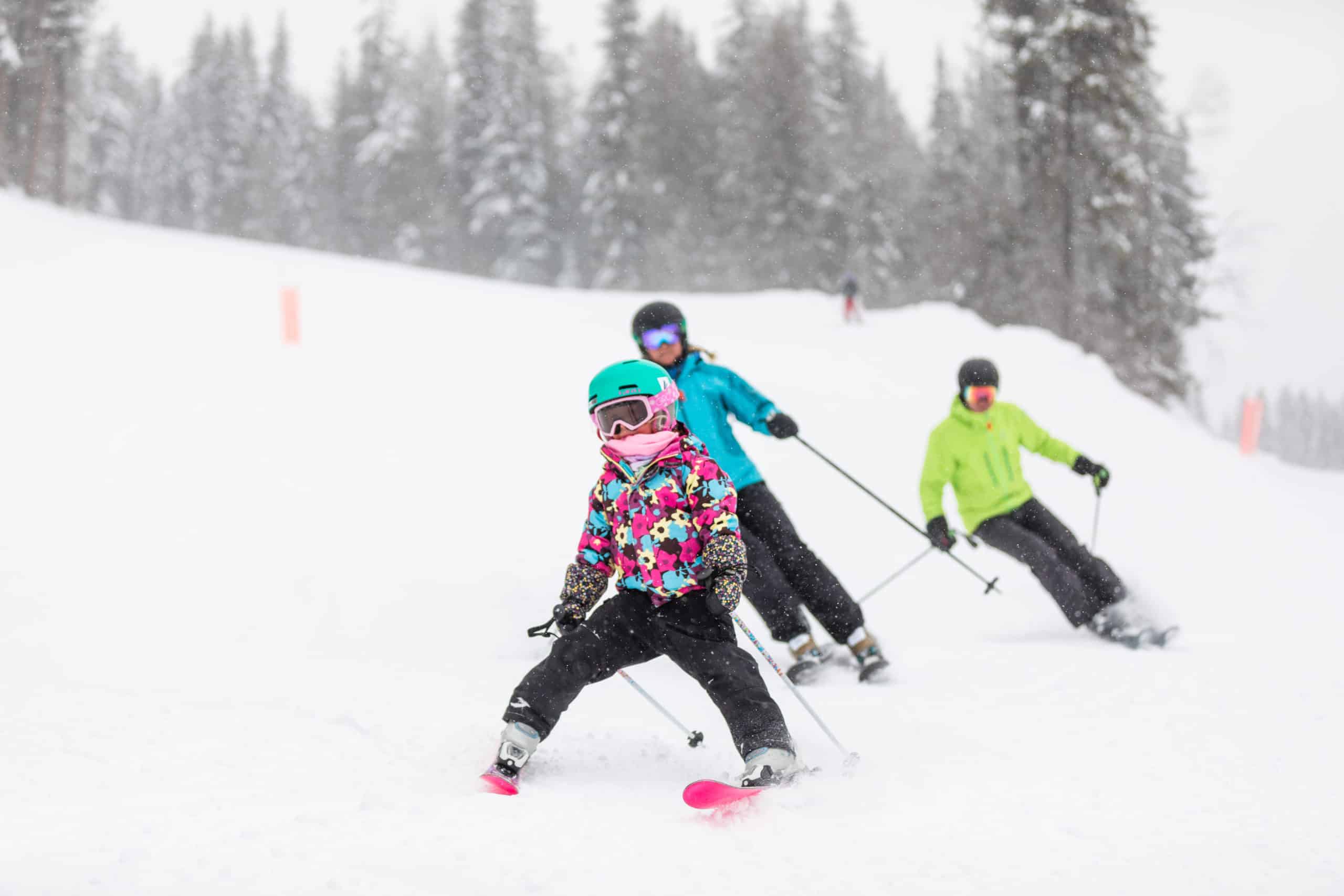 Family skiing revelstoke mountain resort